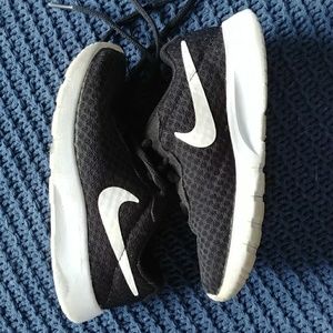 Toddler Nike's
